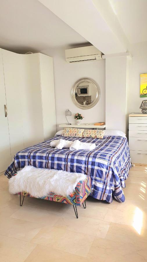 Loft Postiguet Apartment *