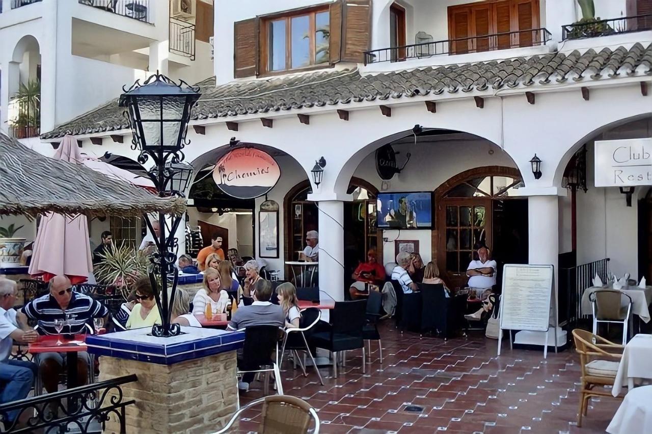 Apartment On The Plaza *