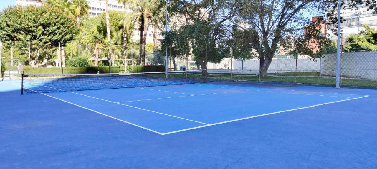 <1 Min Beach, Sea Views, Ac, Wifi, Pool, 3xtennis Apartment Alicante