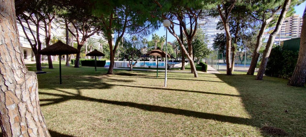 <1 Min Beach, Sea Views, Ac, Wifi, Pool, 3xtennis * Alicante