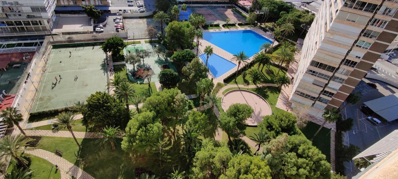 <1 Min Beach, Sea Views, Ac, Wifi, Pool, 3xtennis Alicante