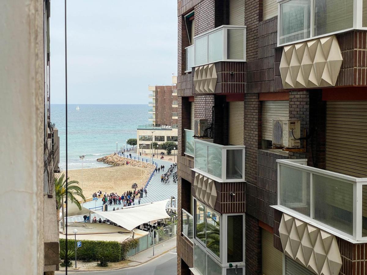 Apto A 1 Min De La Playa Con Vistas Al Castillo Apartamento