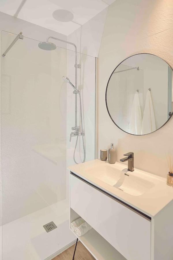 Apartamento Con Terraza En El Centro De *