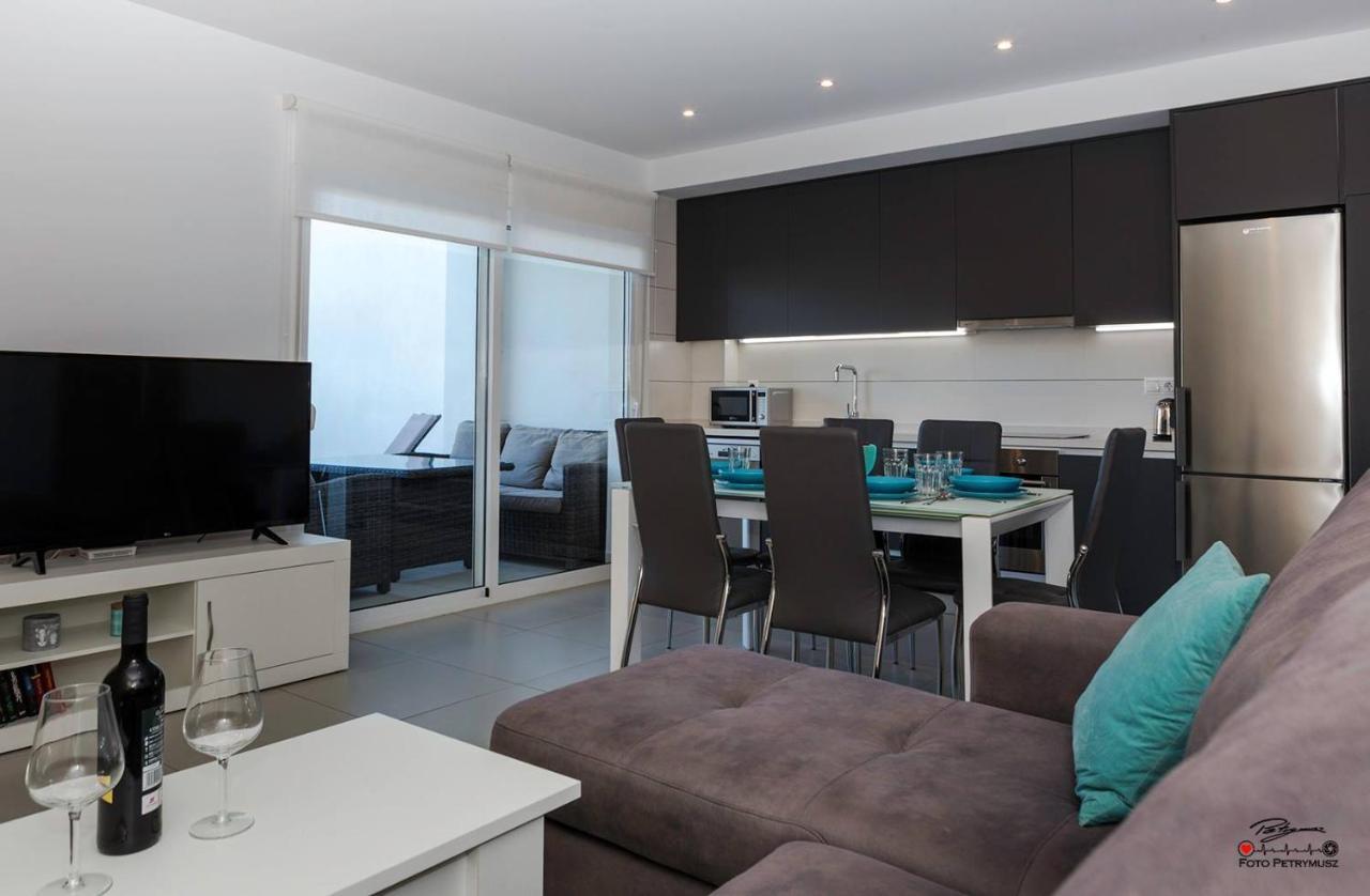 Odyssey La Marina