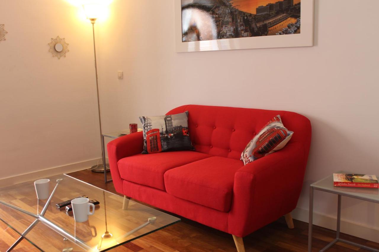 Apartment Modern - *