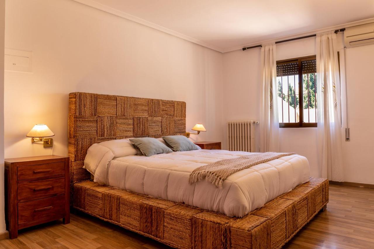 Gran Chalet Centrico Con Piscina Y Bbq Privada A 5 Minutos Playa Villa *