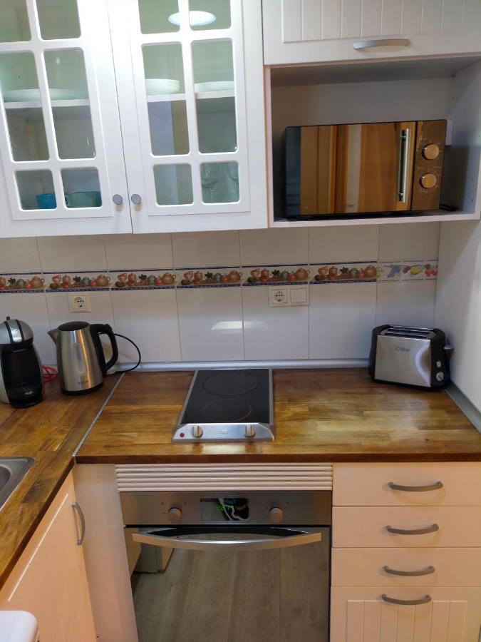 Apartment Center - Cisneros