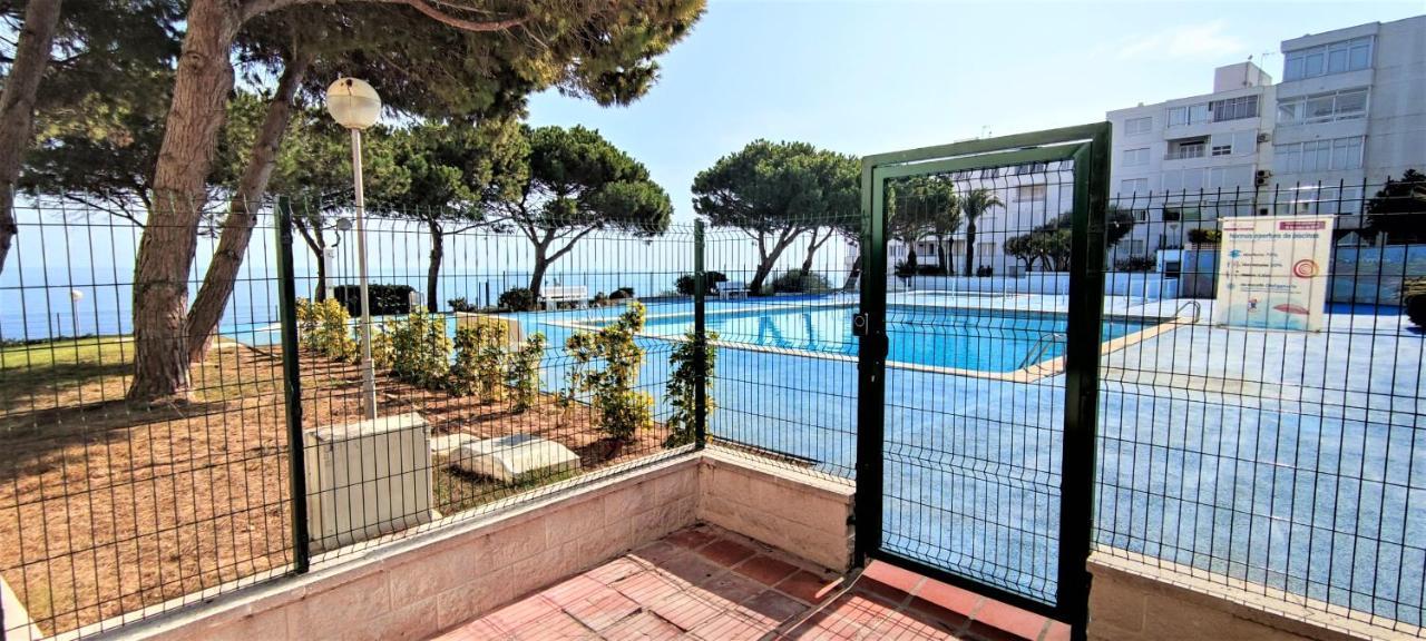 Fantastic Seaview With Swimming Pool *