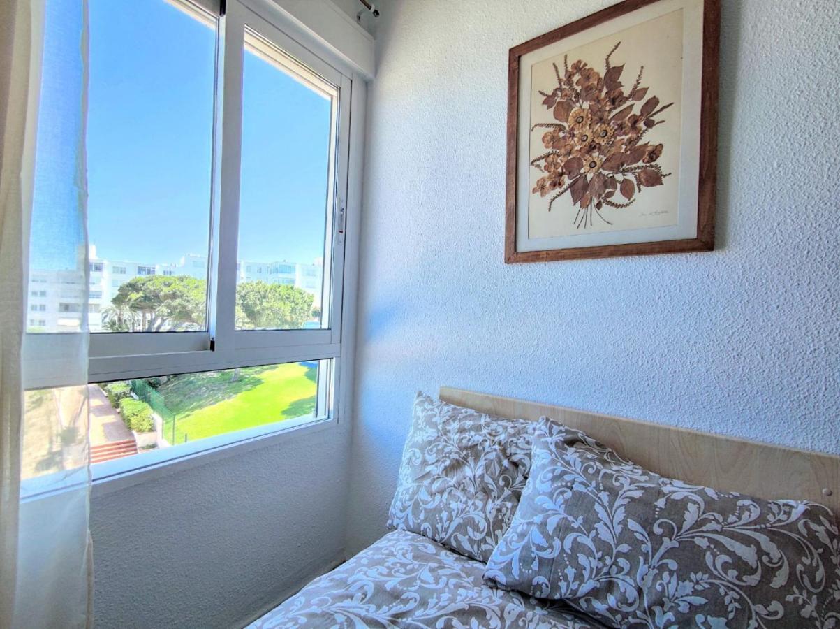 Apartment Fantastic Seaview With Swimming Pool