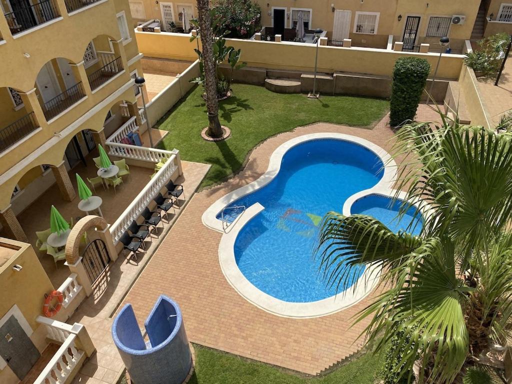 Floor Spacious With Roof Terrace Alicante