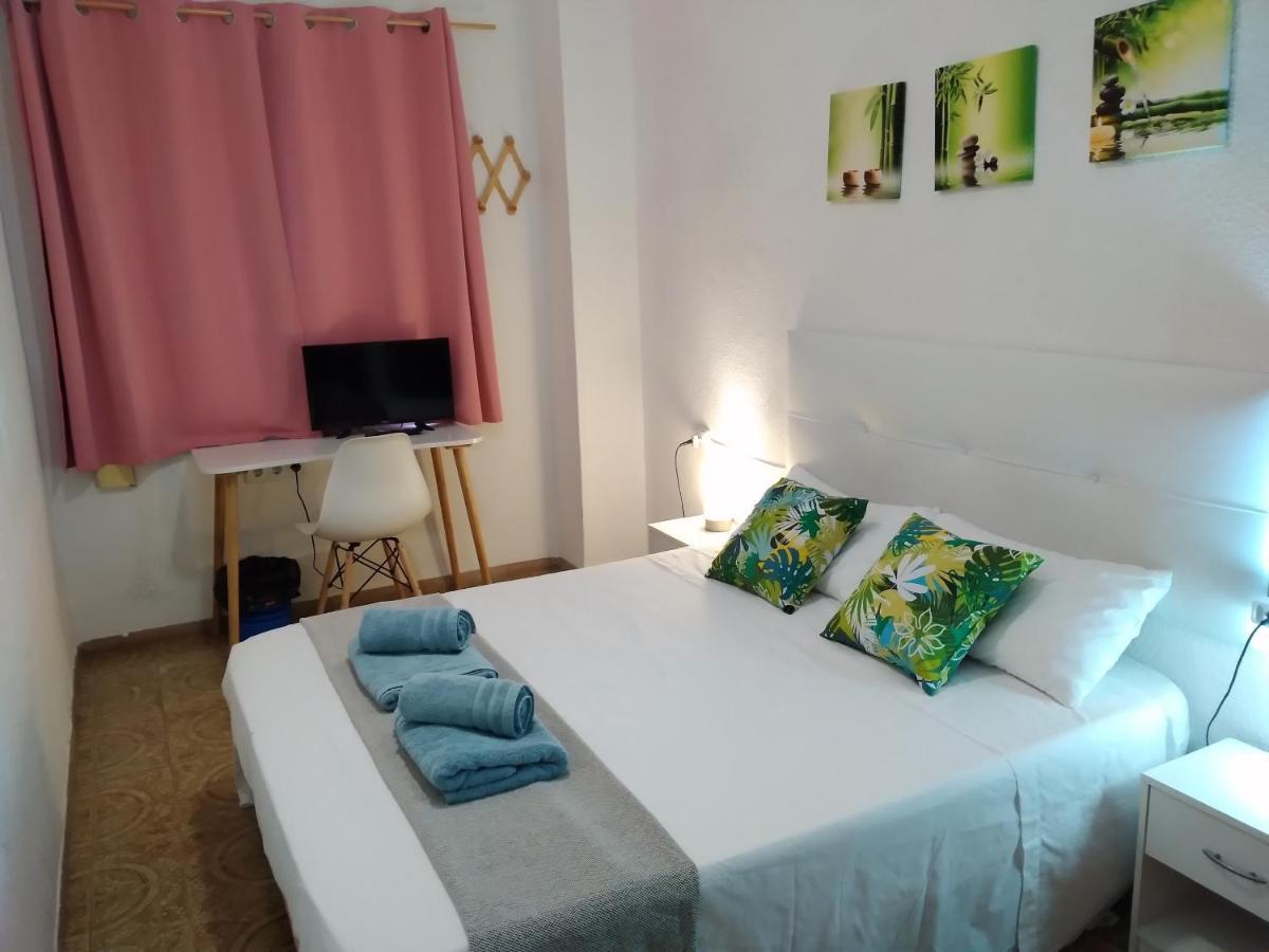 Hostel Love Alicante *