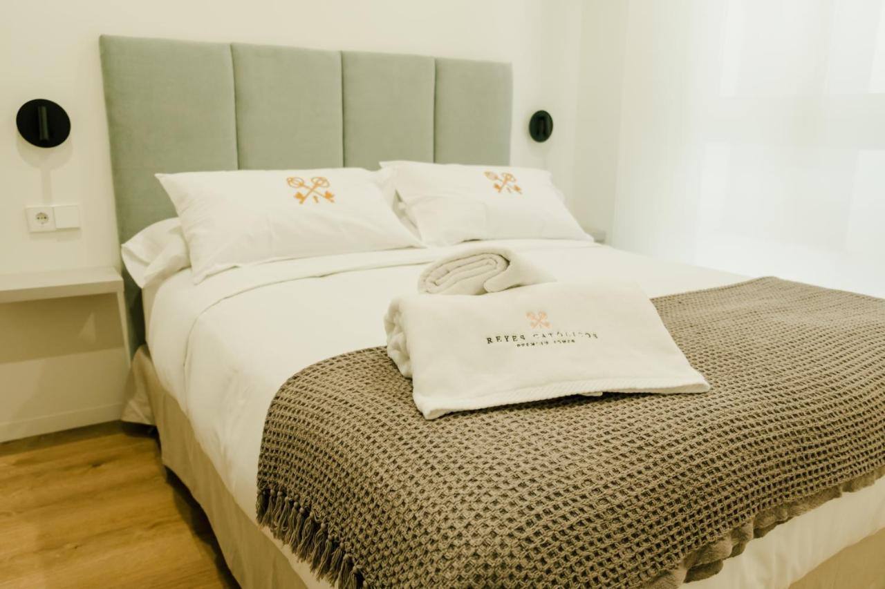 Reyes Catolicos Premium Homes *