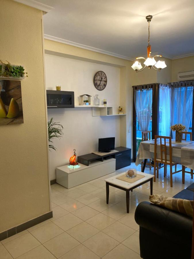 Del Sol Apartment *