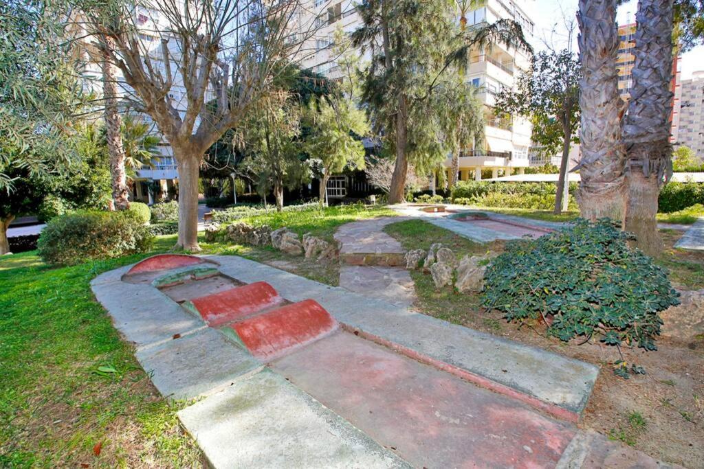 Garden With Pool And Ac *
