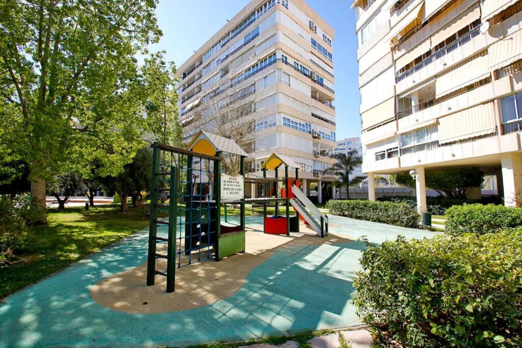 Garden With Pool And Ac * Alicante