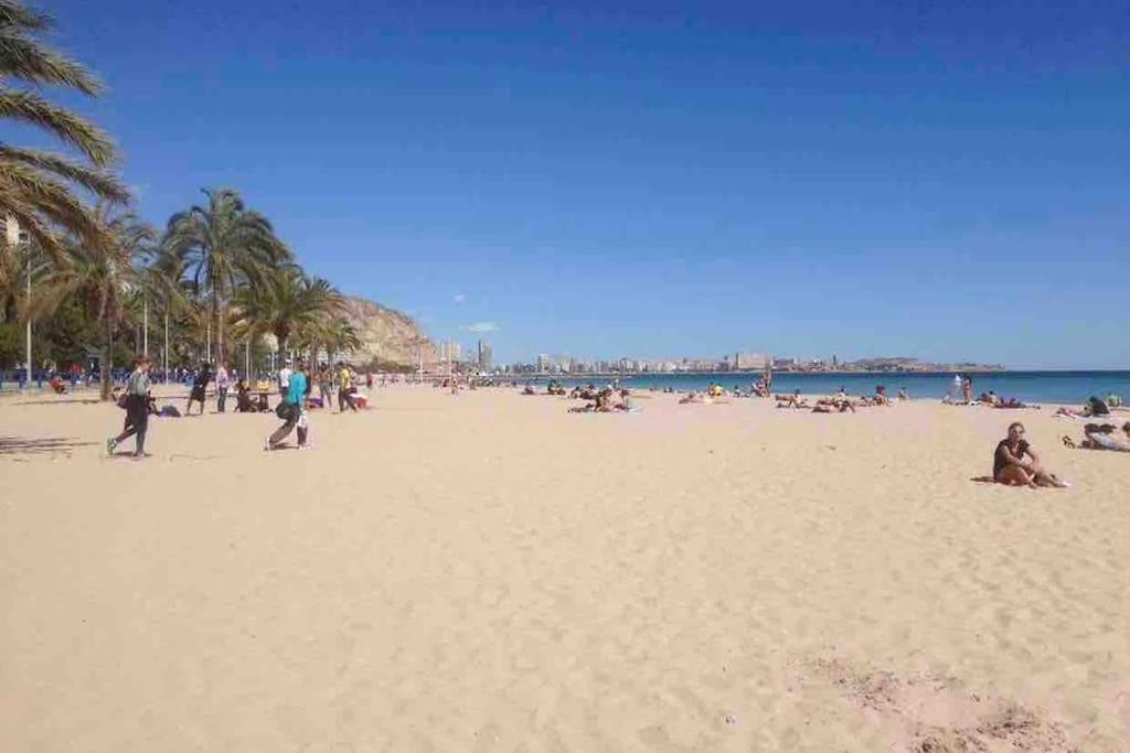 Apartamento Comfortable&spacious 3 Bedroom *