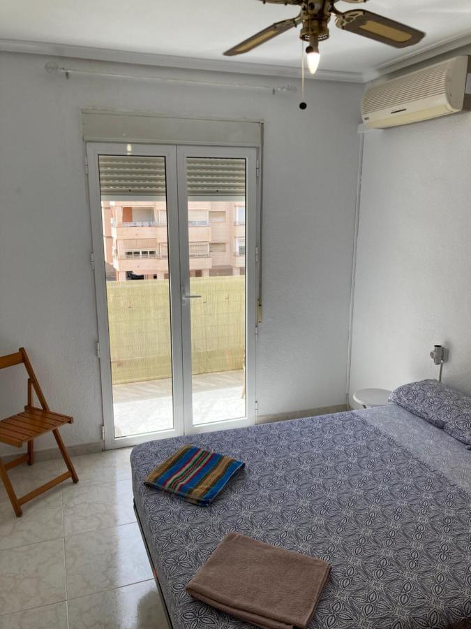 Habitación en casa particular Beachside With Air-conditioning Alicante