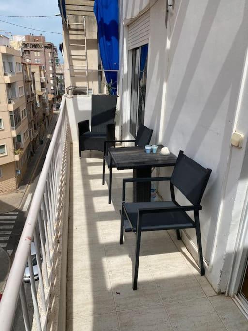 Comfortable&spacious 3 Bedroom Apartamento Alicante