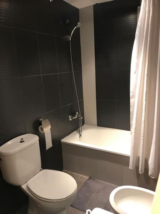 Comfortable&spacious 3 Bedroom Apartamento *