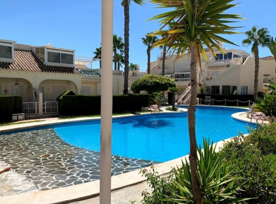 3 Bedroom Playa Flamenca La Zenia * Alicante