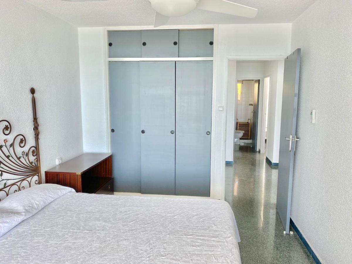 Akra Primera Línea De Playa Vistas Increibles !! Apartamento Alicante