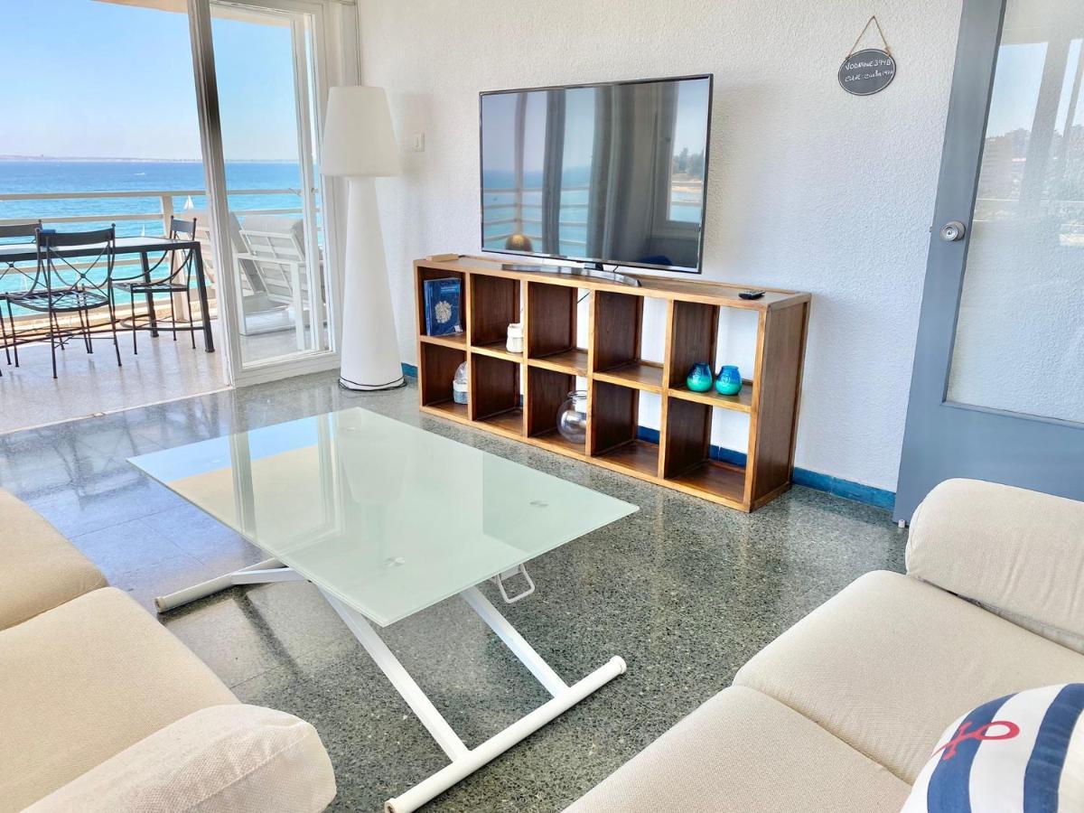 Apartamento Akra Primera Línea De Playa Vistas Increibles !! *