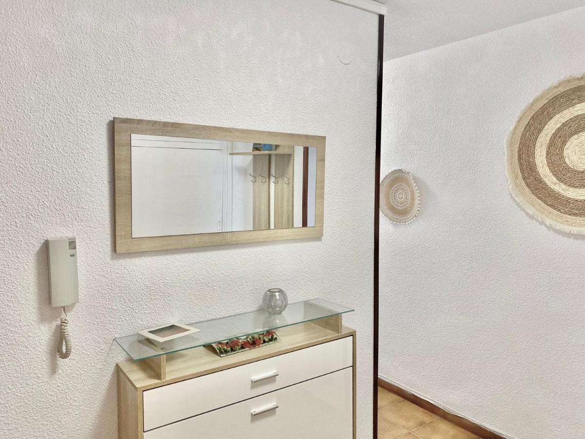 T Hercules Apto 6 Pax Vistas Al Mar, Aire Ac Wifi Inmo Leo Playa De San Juan Apartamento