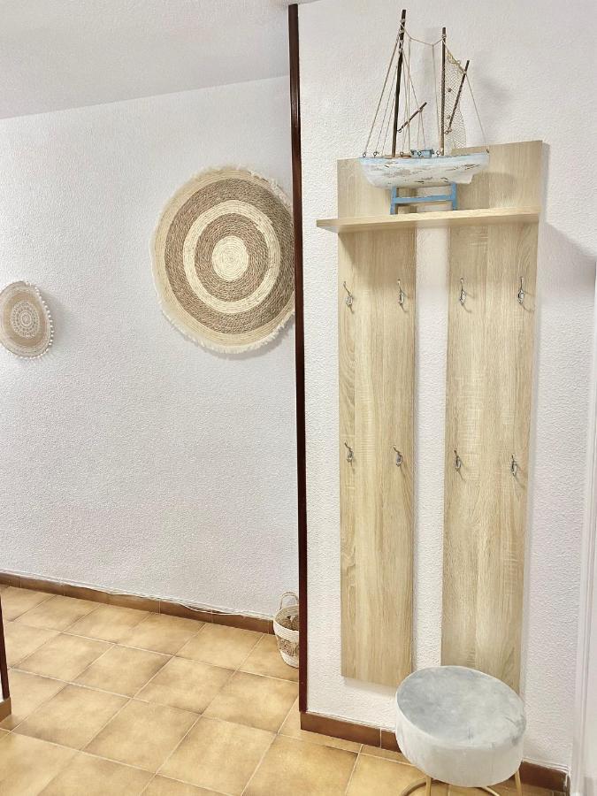 Apartamento T Hercules Apto 6 Pax Vistas Al Mar, Aire Ac Wifi Inmo Leo Playa De San Juan *