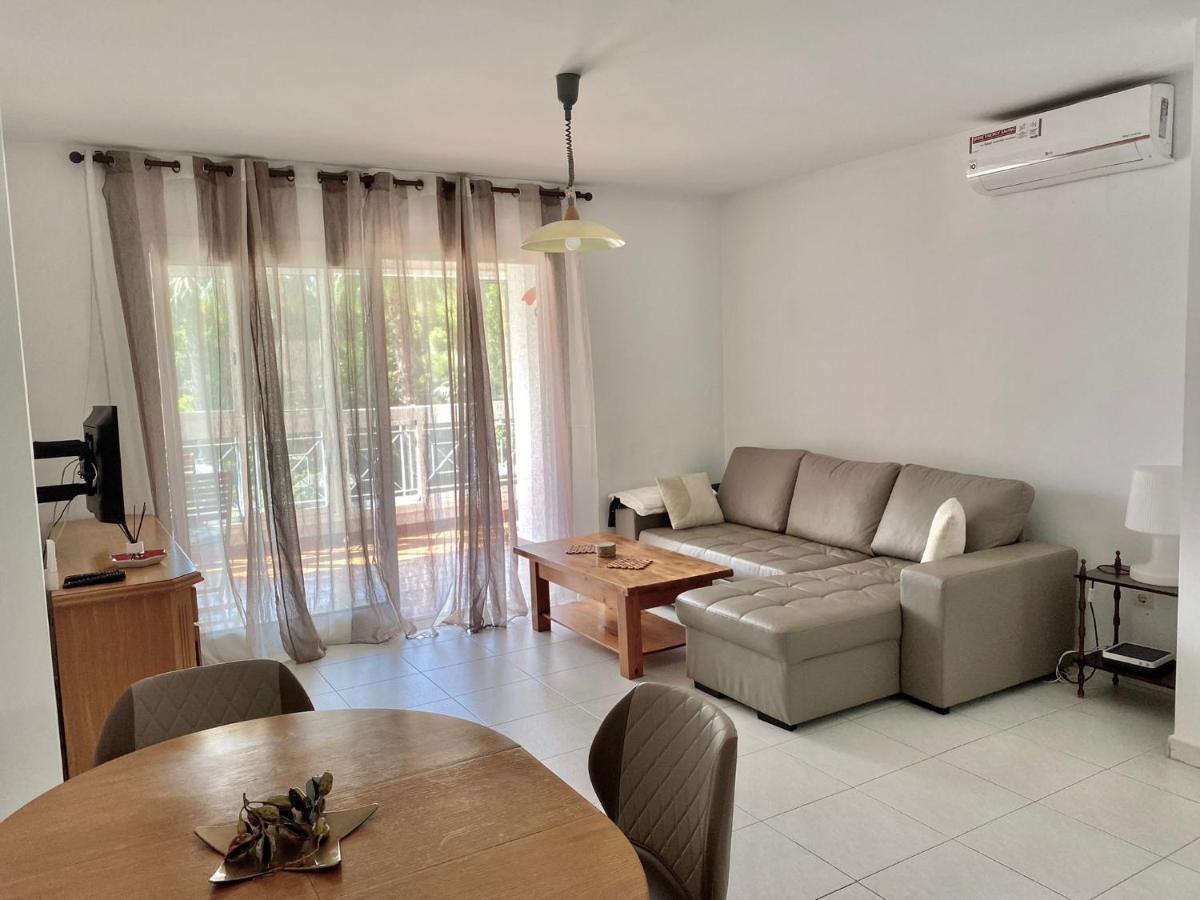 Golf Hoyo 18 4-6 Pax. Piscina, Wifi, Parking Privado. *