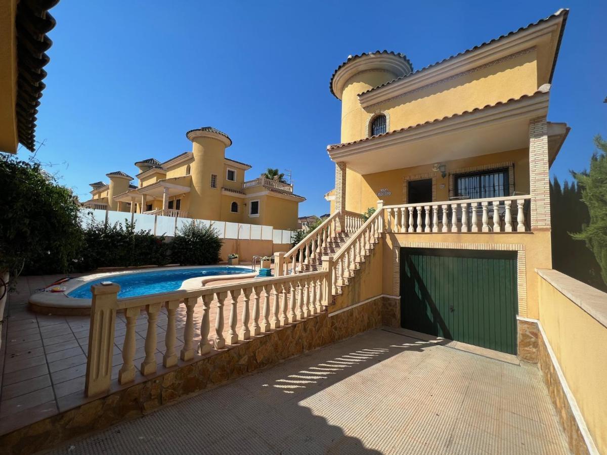 Rayo Rojo In Brias- Y -golf 6 Calle Ebro Villa *