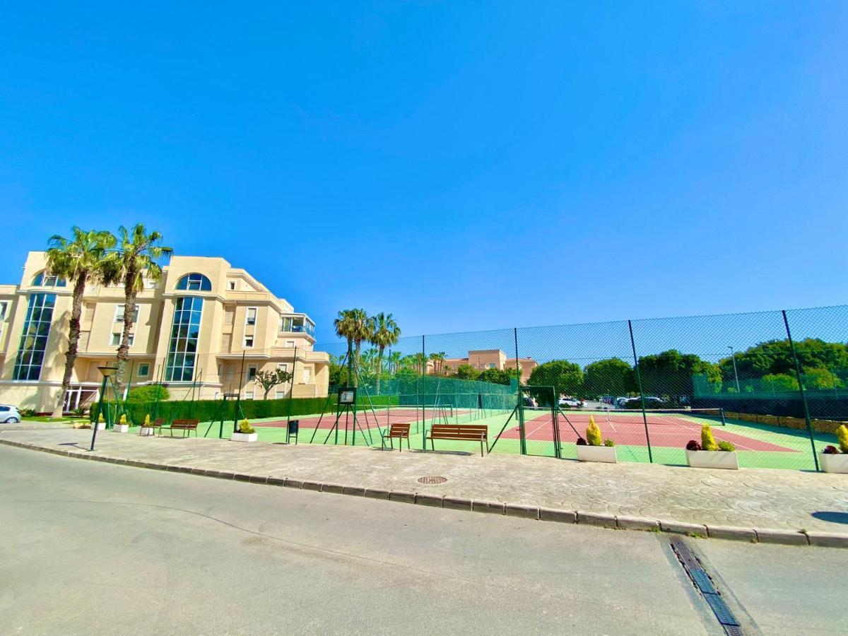 Apartamento Golf Hoyo 18 4-6 Pax. Piscina, Wifi, Parking Privado.