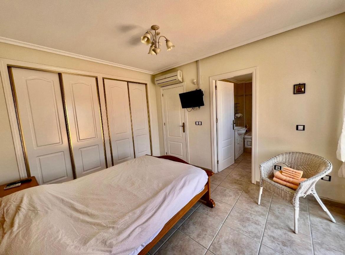 Rayo Rojo In Brias- Y -golf 6 Calle Ebro Villa *