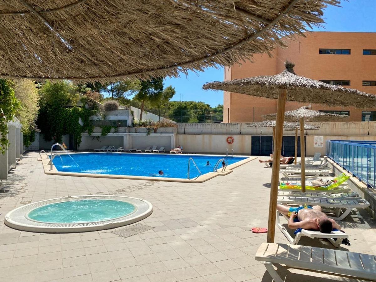 Costa Apartahotel
