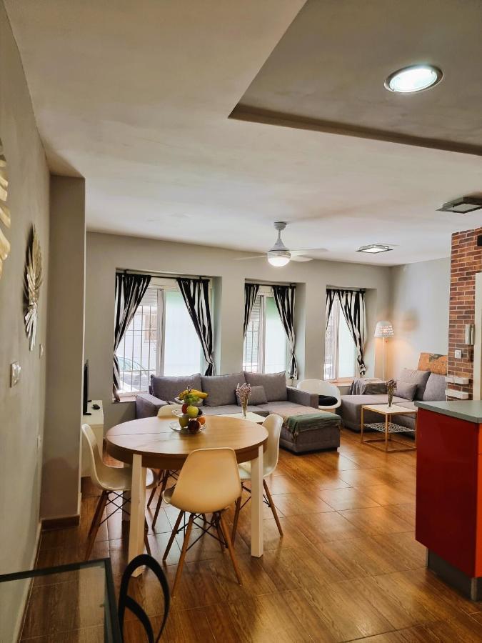 Claudia Tourist Apartment *