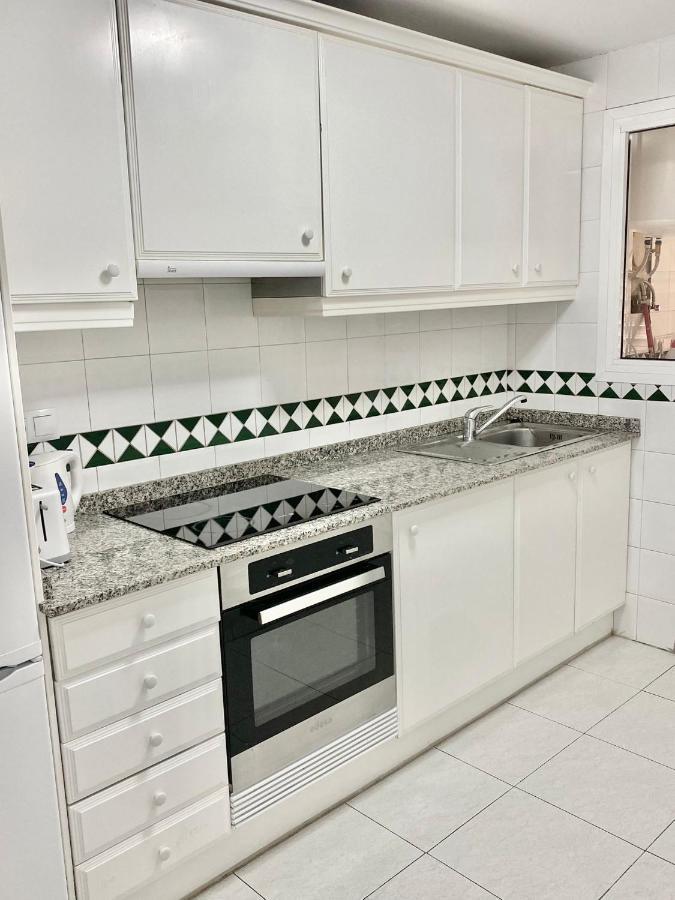 Apartamento Golf Hoyo 18 4-6 Pax. Piscina, Wifi, Parking Privado.