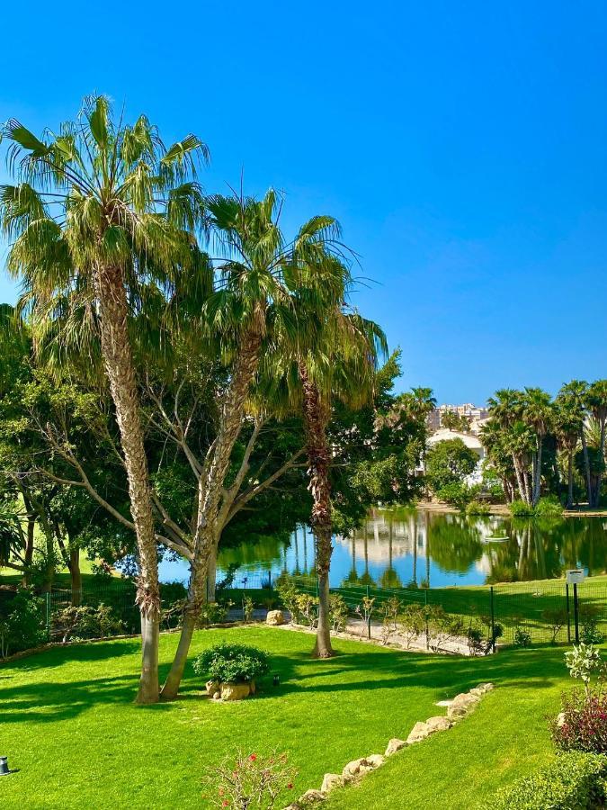Golf Hoyo 18 4-6 Pax. Piscina, Wifi, Parking Privado. Apartamento *