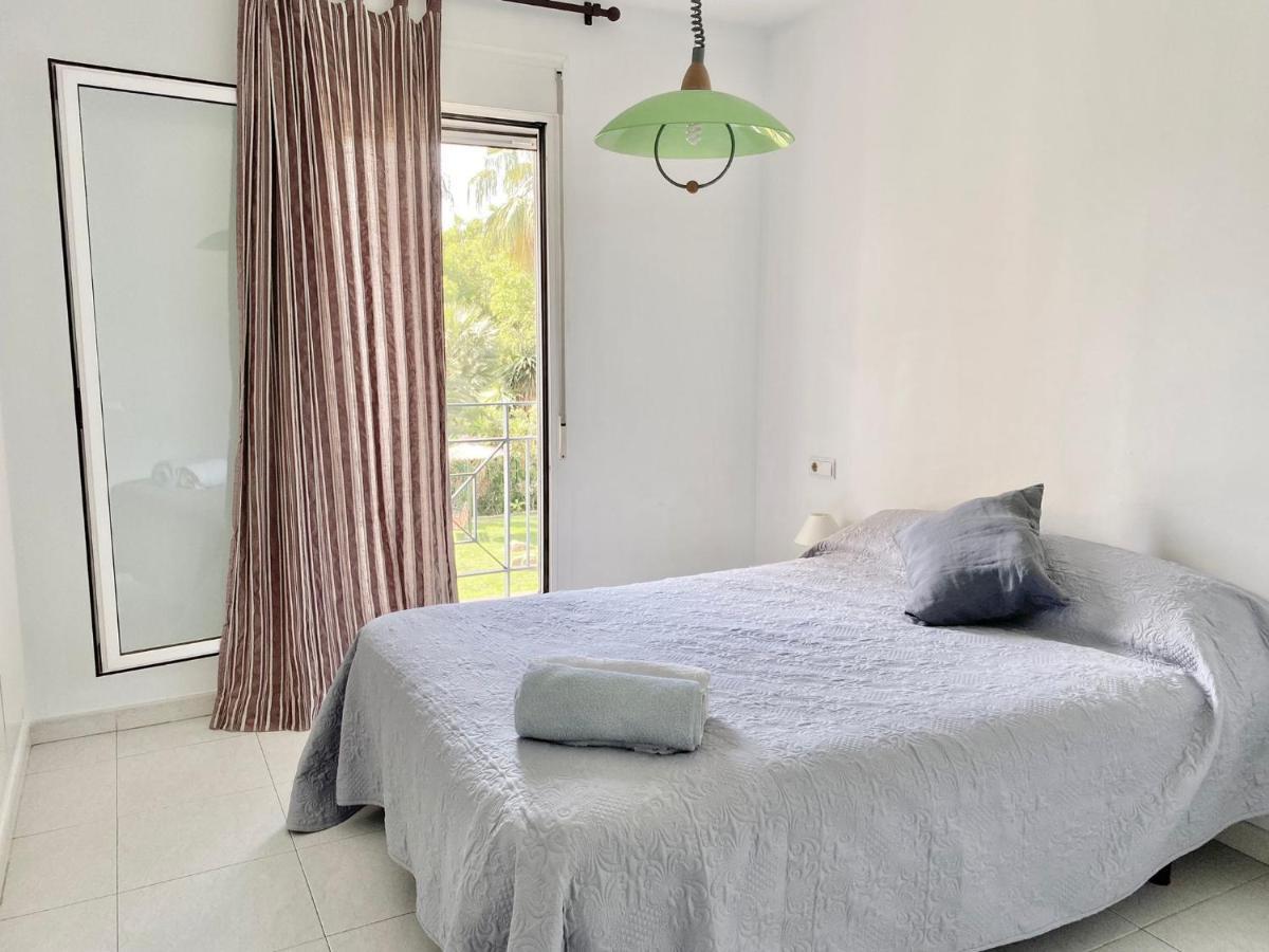 Apartamento Golf Hoyo 18 4-6 Pax. Piscina, Wifi, Parking Privado.
