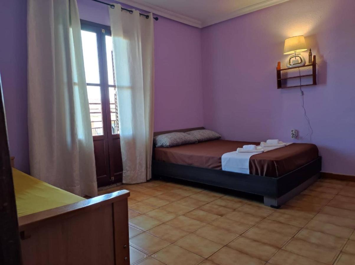 Homestay 27-3- Комната С Балконом В Квартире Аликанте Для 5 Человек