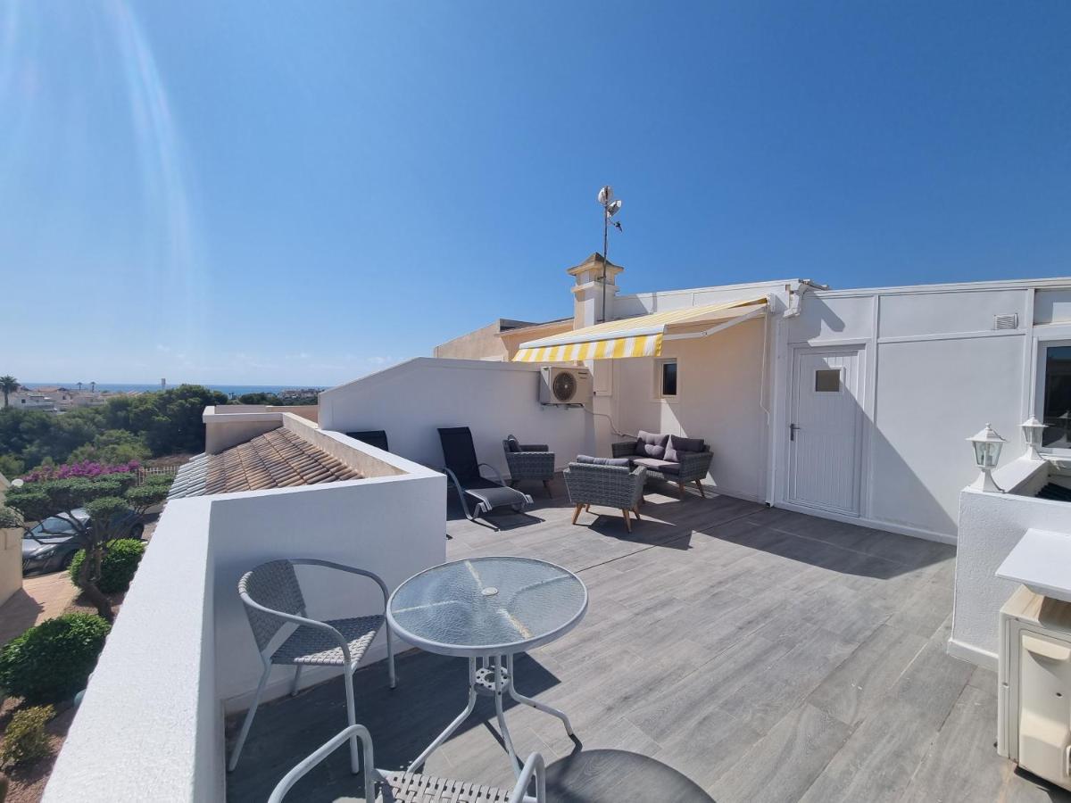 3 Bedroom Playa Flamenca La Zenia Apartment