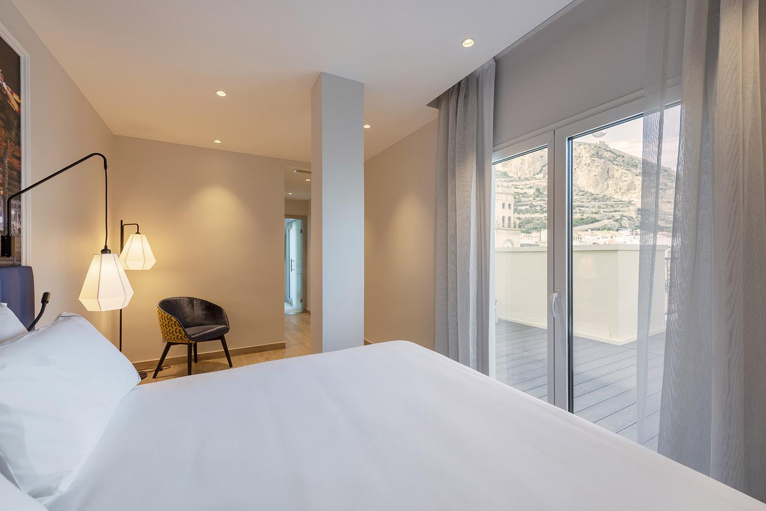 Hotel Eurostars Mediterranea Plaza 4*