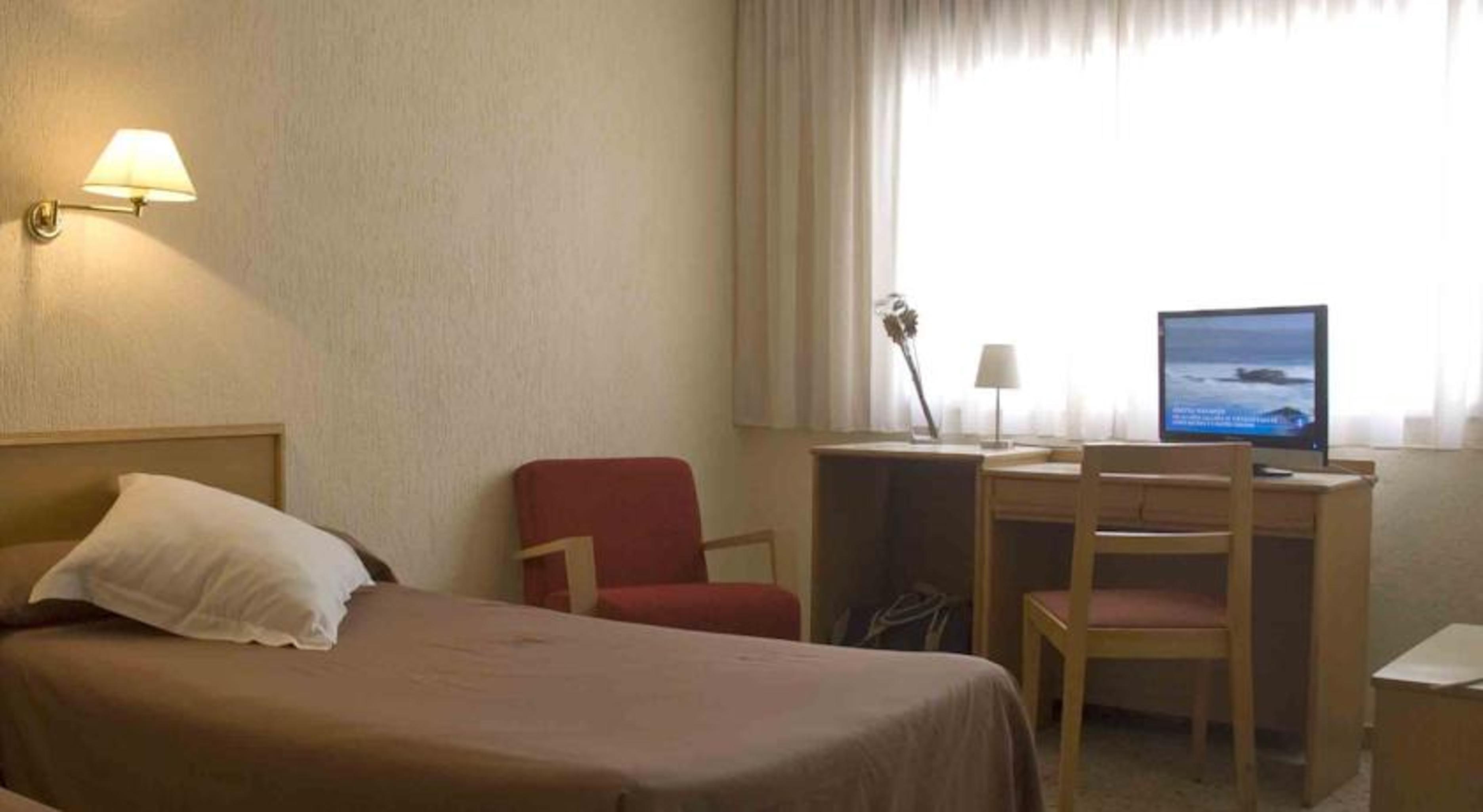Leuka Hotel 3*