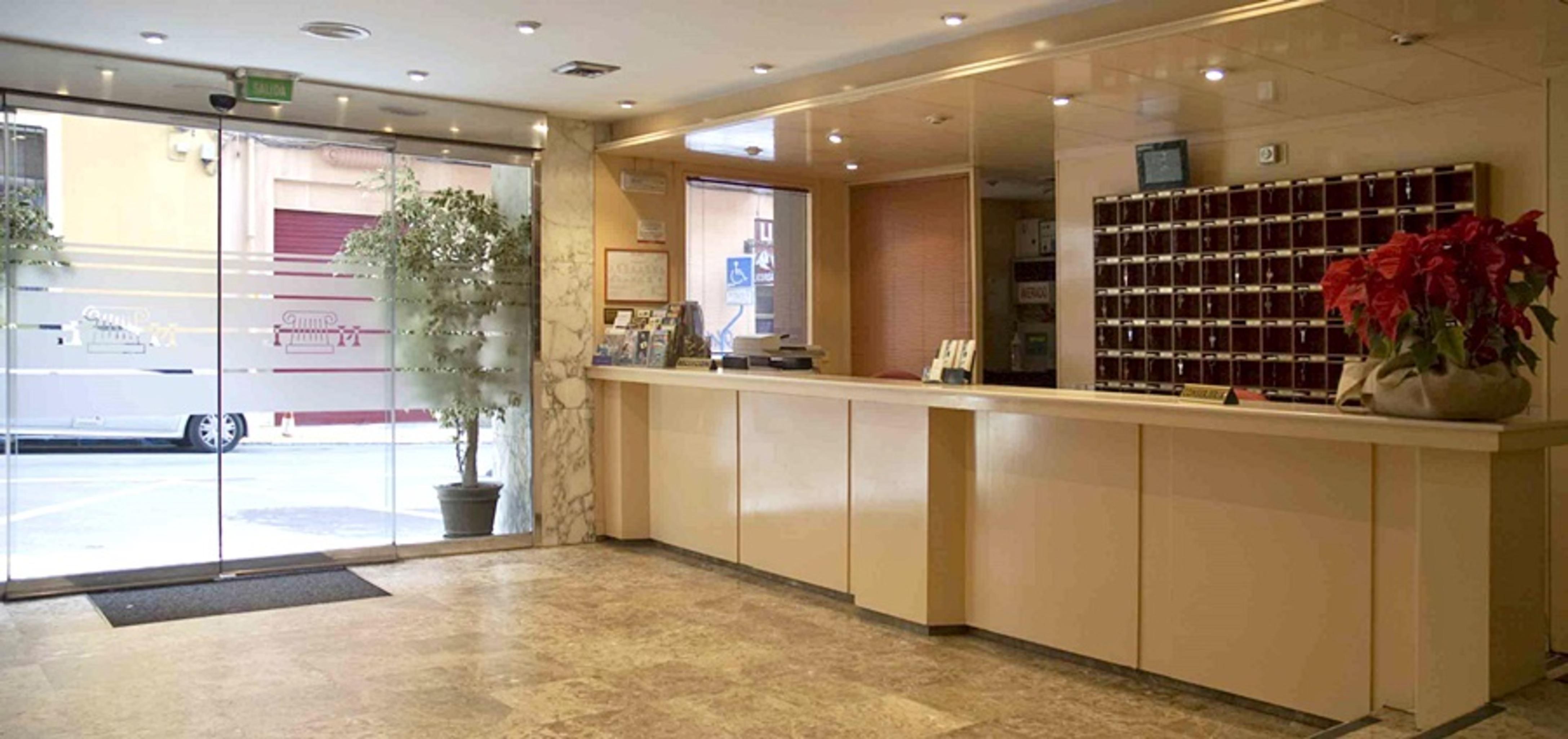 Leuka Hotel 3*