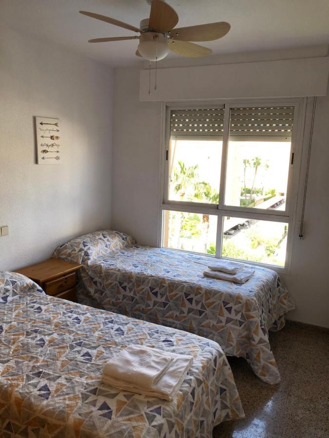 Apartamento Precioso En Urbanización Junto Al Mar. *