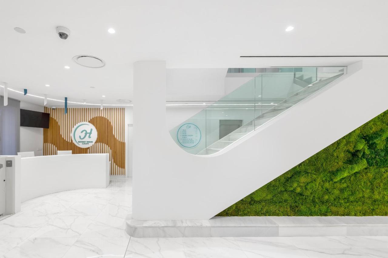 Odyssey Aparthotel *