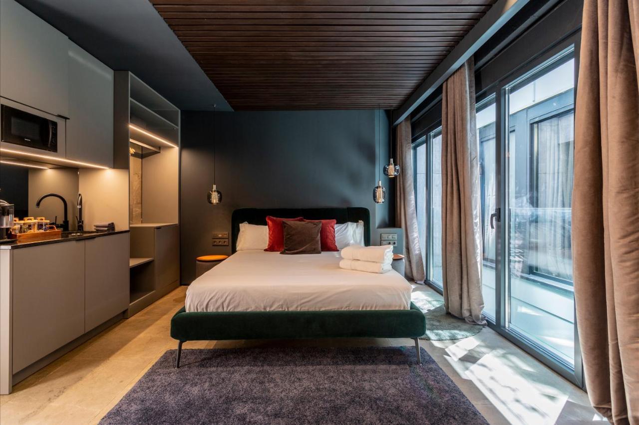 Evolution Luxury Aparthotel *