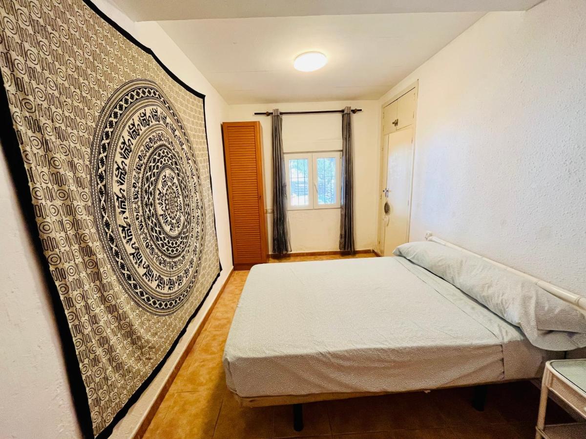 Estudio Adosado Acogedor Con Jardin, Barbacoa Y Parking Privado Сasa de vacaciones *