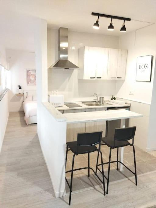 Apartamento Modern,cozy And Centric Next To