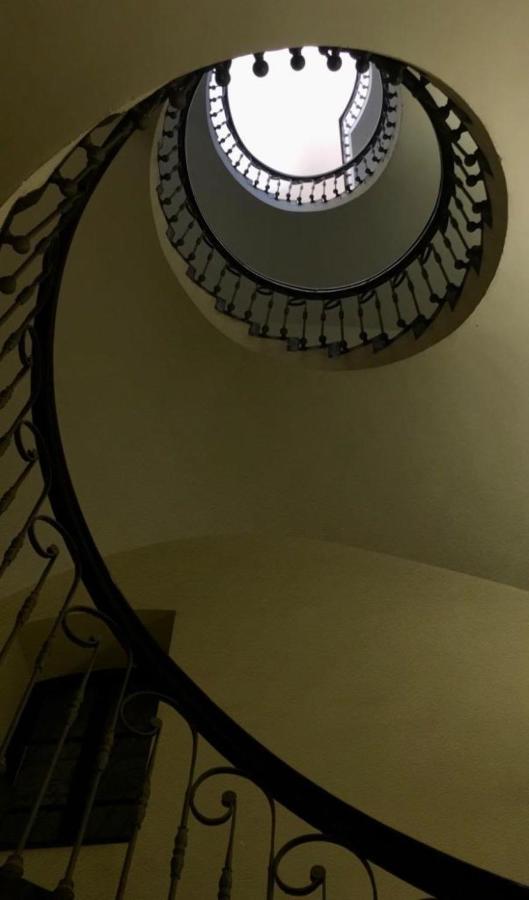 Chic E Classic Apartment *