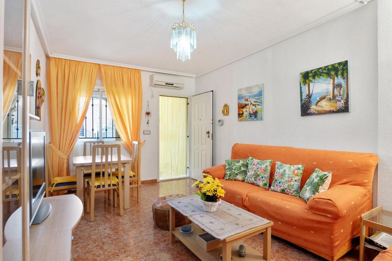 He Sol Apartment *