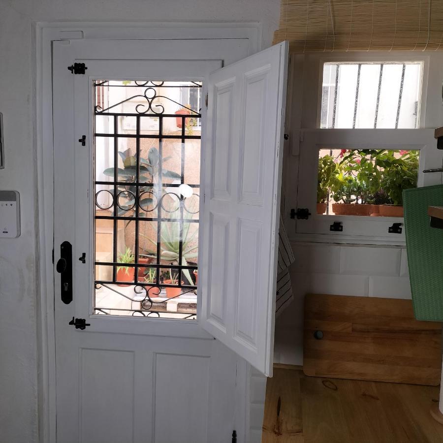 Holiday home Private Terrace-romantic-sea, Castle Views-central